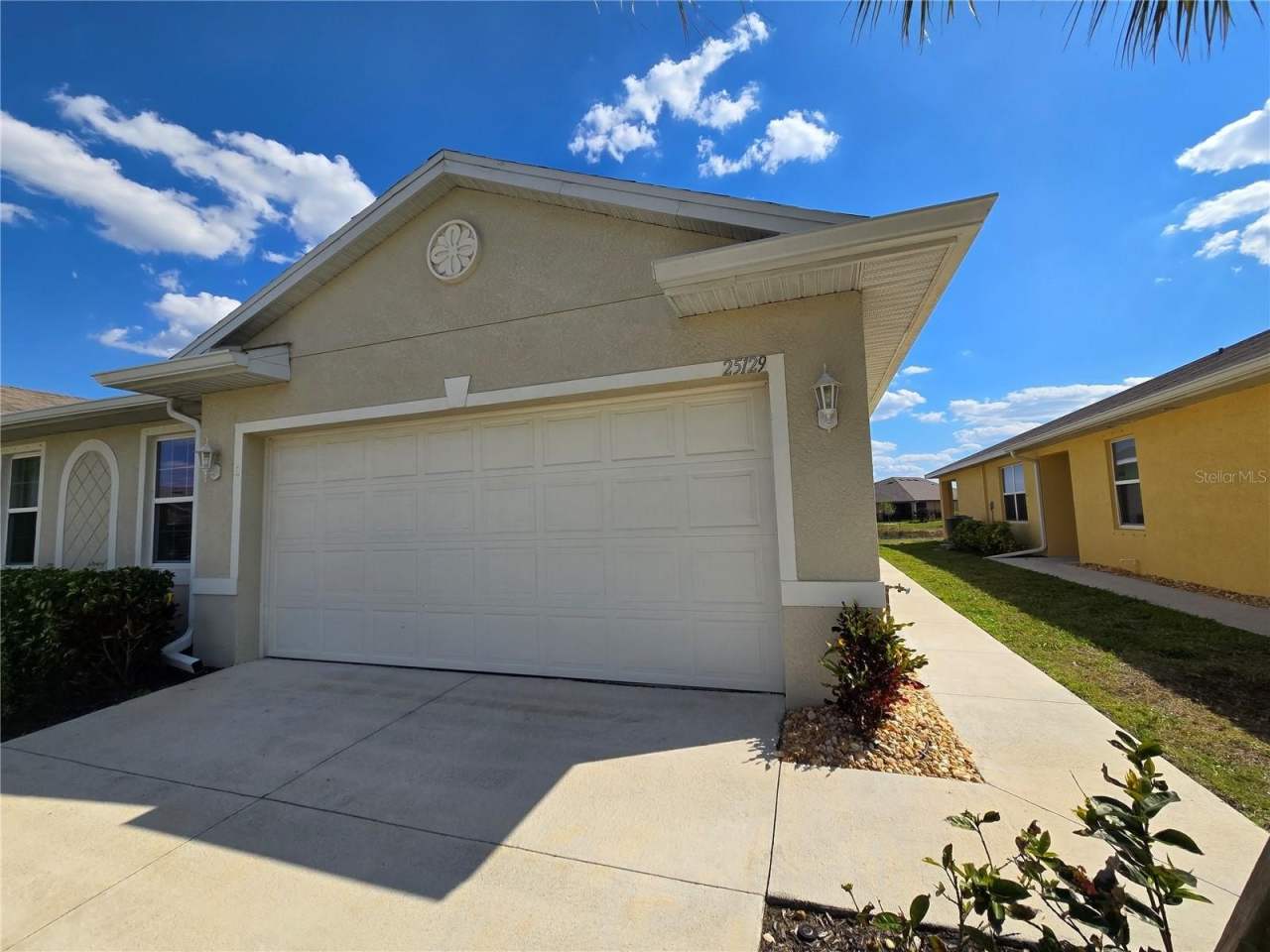 25129 E LENOX CIRCLE