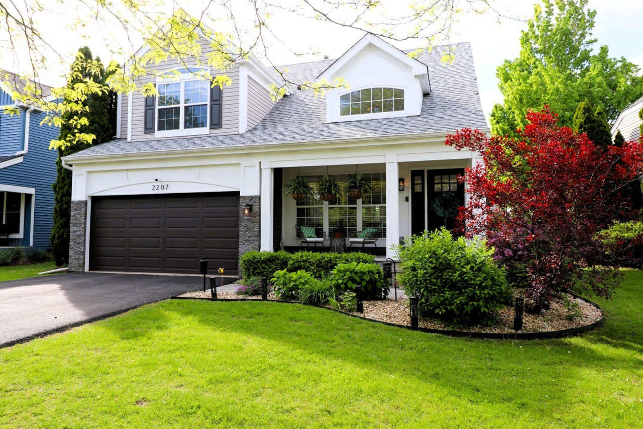 2207 Periwinkle Lane