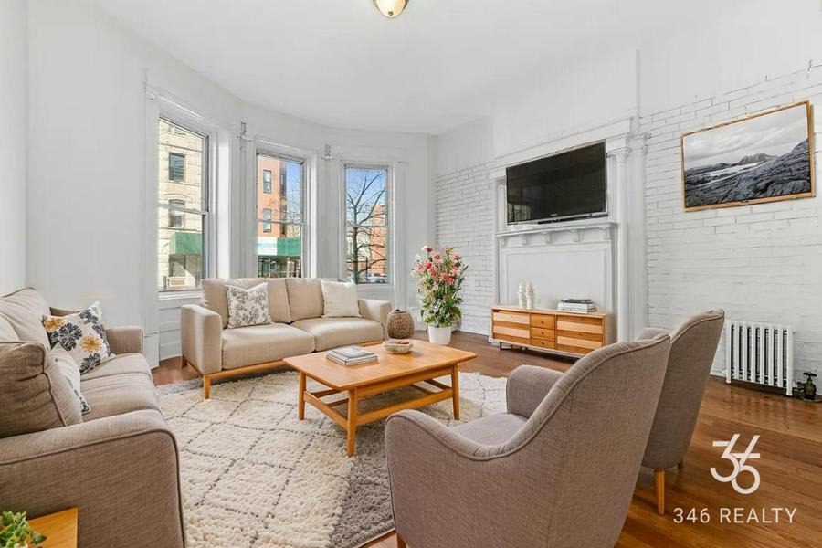 293 Stuyvesant AVENUE