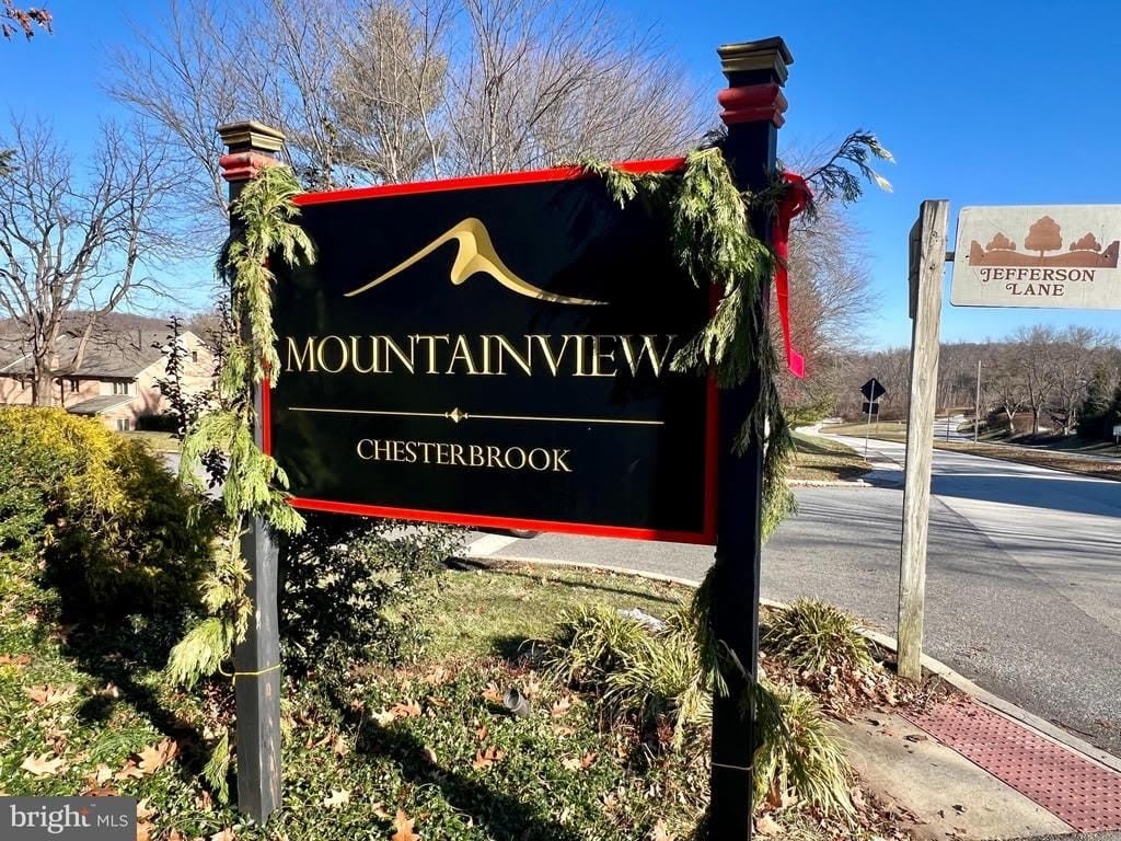 1701 MOUNTAINVIEW DRIVE