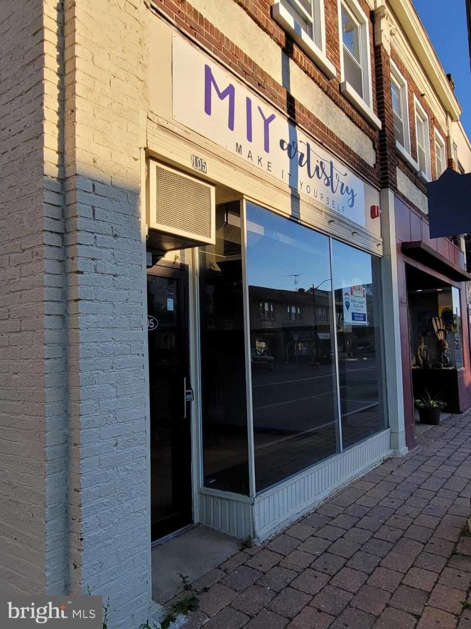 107 S EASTON Road unit: 105 A