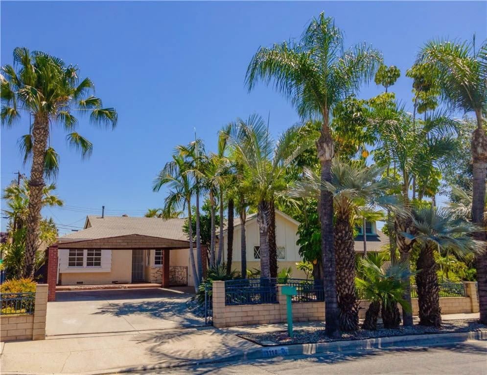 1114 N Bonnie Cove Avenue