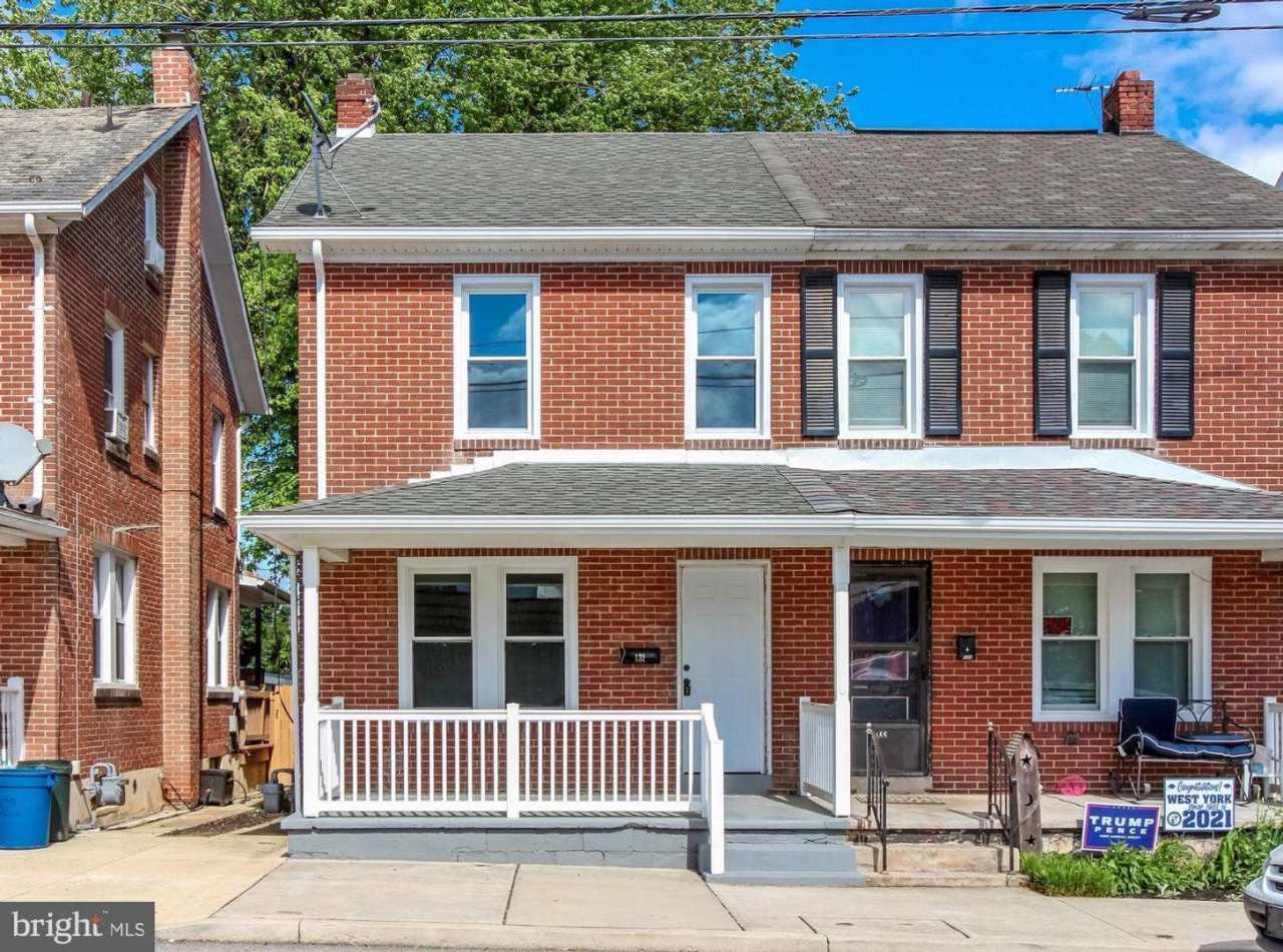 Coming Soon -Charming 2 Bedroom located in West York Area School District