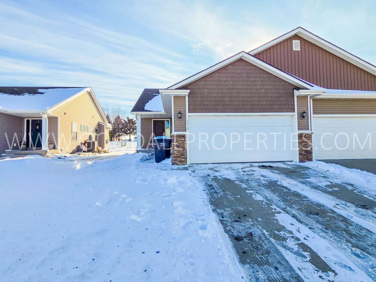 Great Deal in Ankeny! 3 Bedroom 2.5 bath with basement finished in Northwest Ankeny