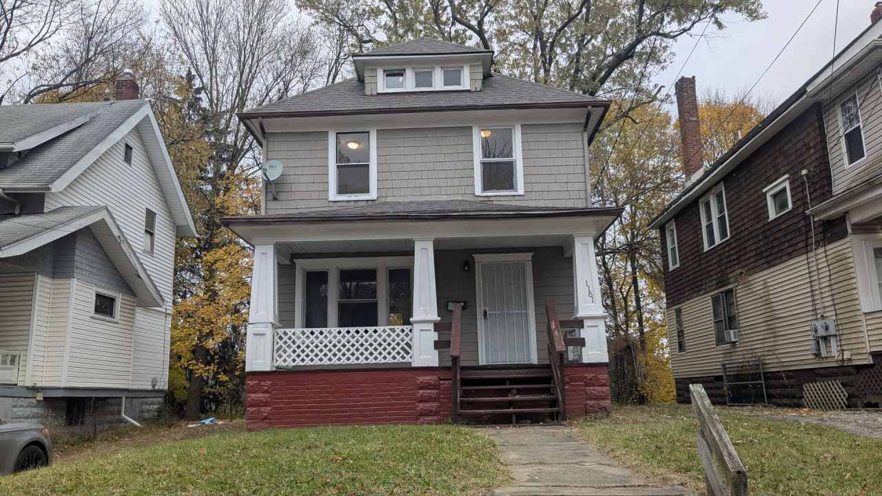Welcome to this charming 3-bedroom, 1-bathroom home located in the heart of Akron