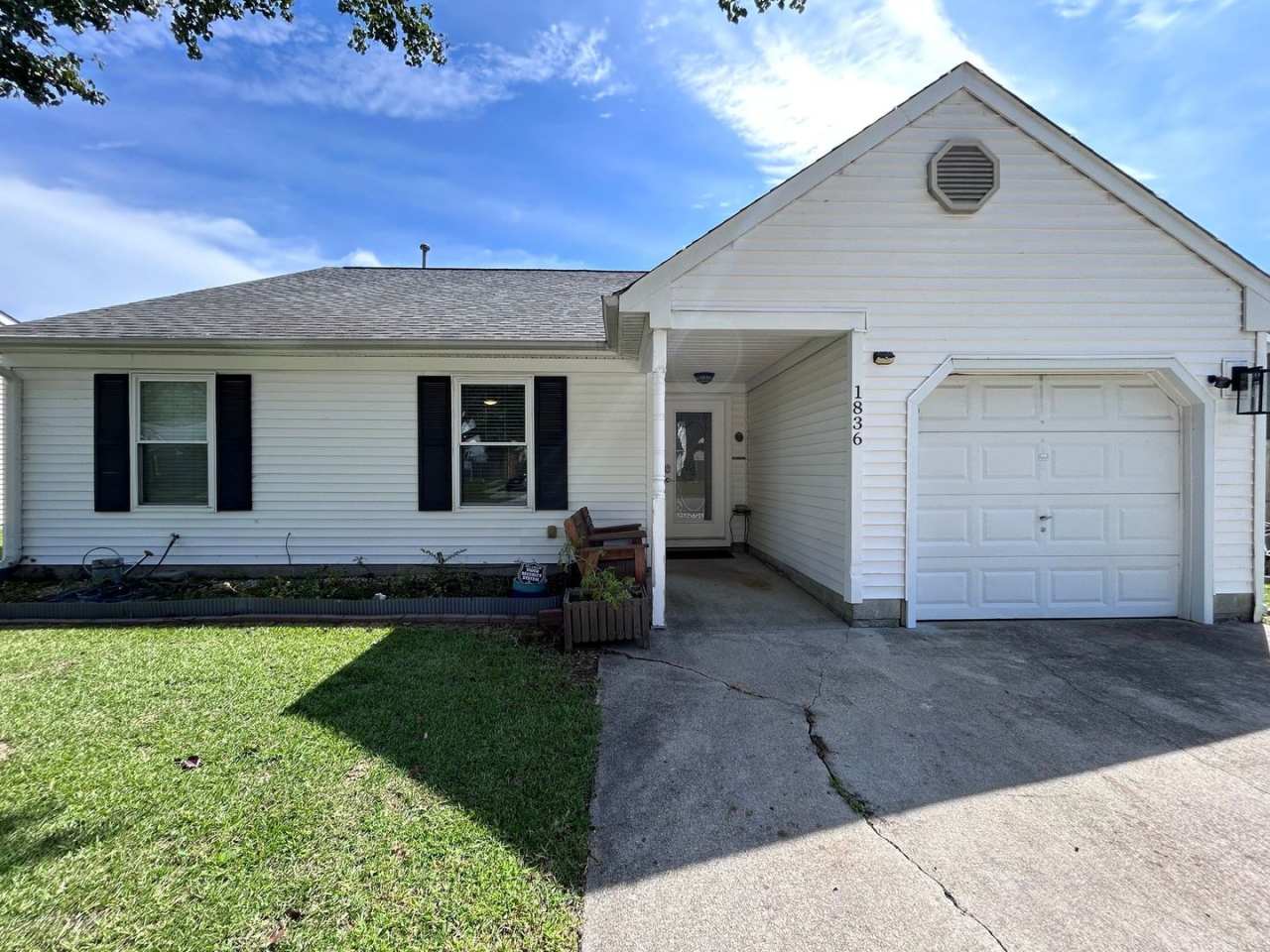 3-bedroom Gem in the heart of Virginia Beach! "ASK ABOUT OUR ZERO DEPOSIT"