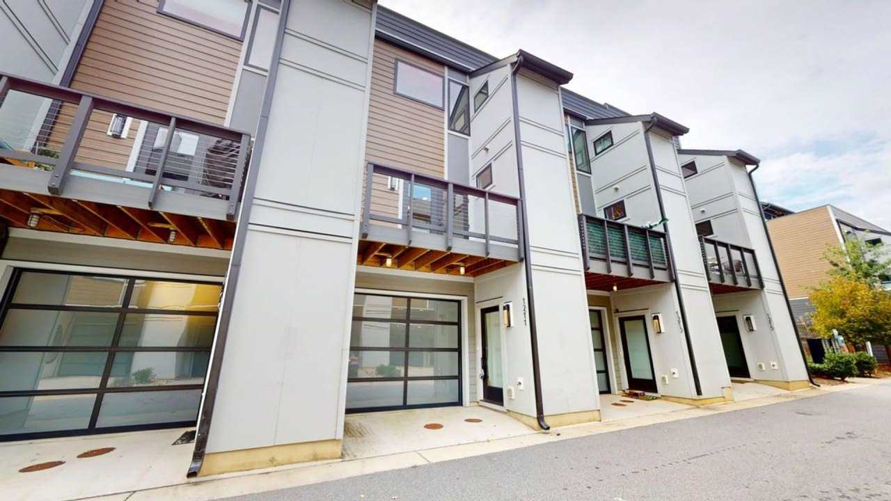 Stunning high end modern townhome in Southend