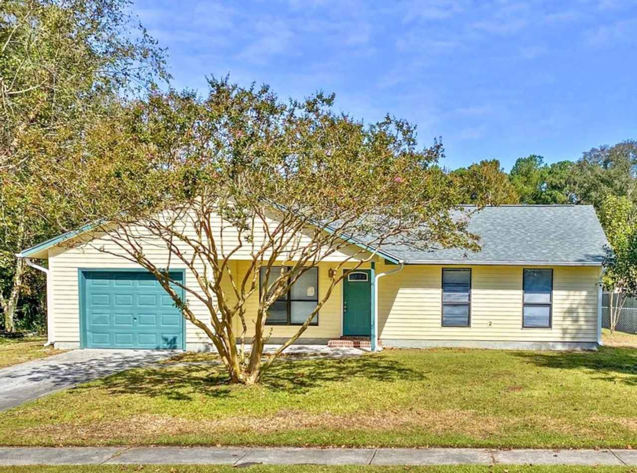 Open Concept 3 bedroom Jacksonville Home