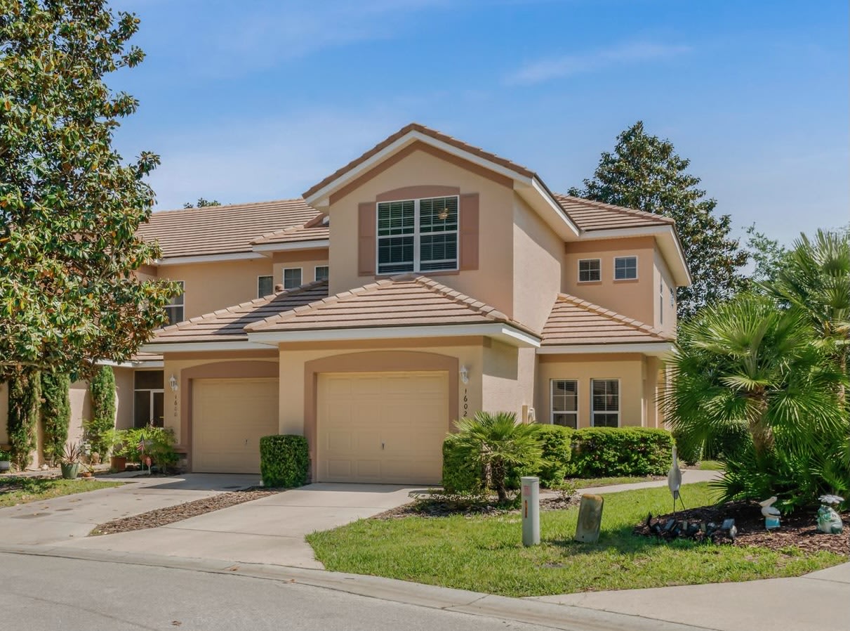 1602 W Spring Meadow Loop