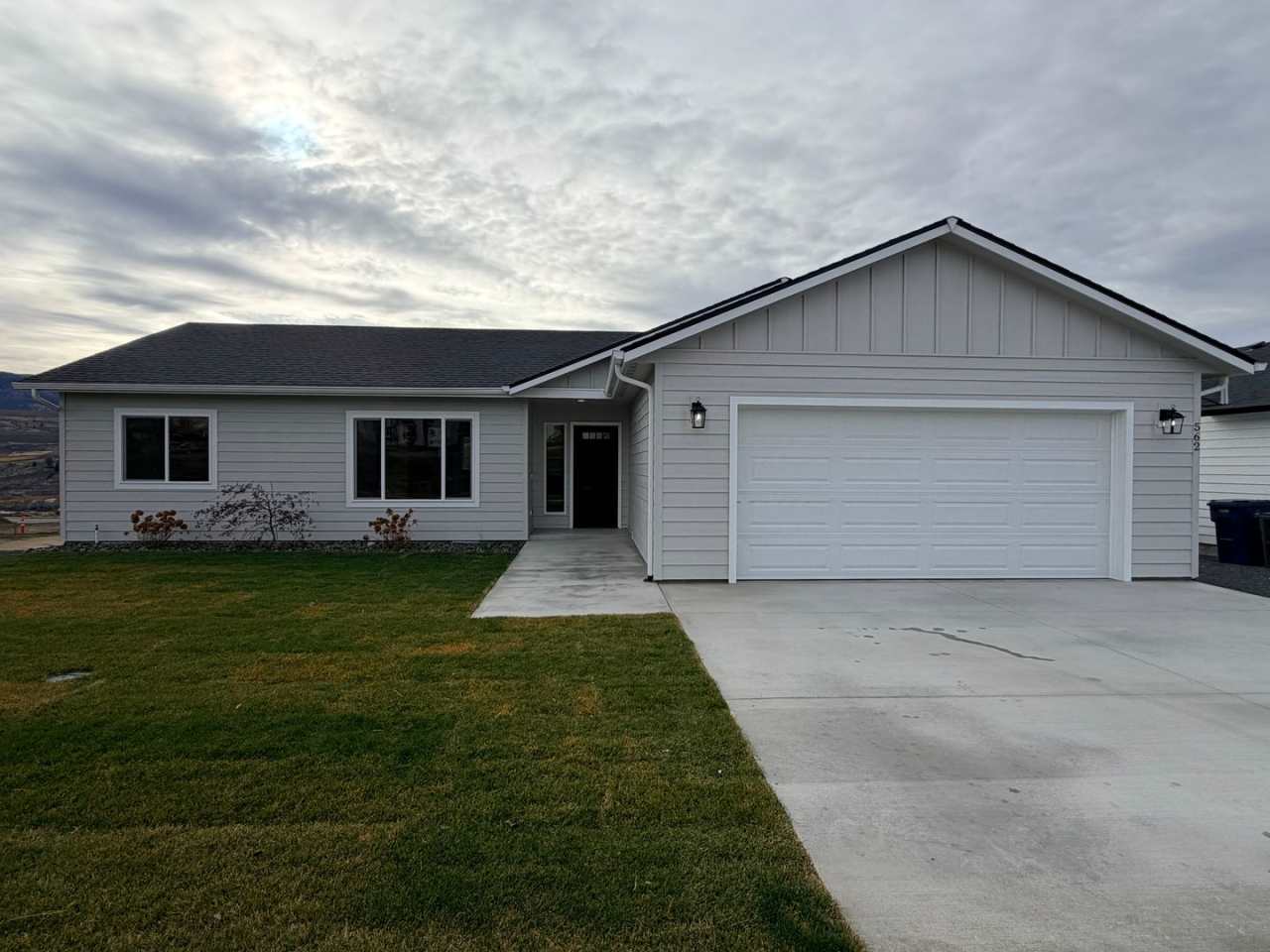 BRAND NEW construction! 3 beds, 2 baths, double garage, deck with VIEWS and more!
