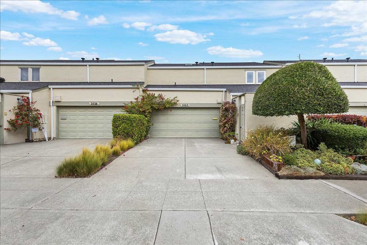 2063 Whitehall Pl - 2 bedroom | 2.5 bathroom | Single family home