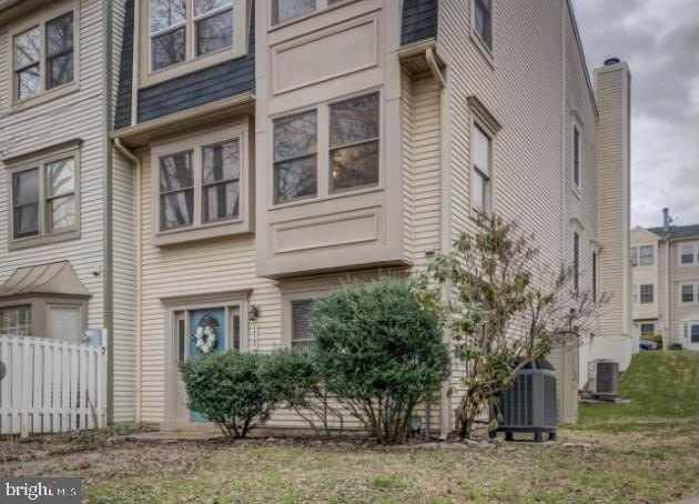 12140 SALEMTOWN Drive