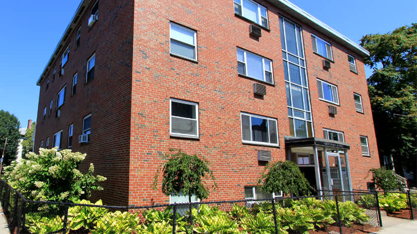 34 Gardner Street Apartments