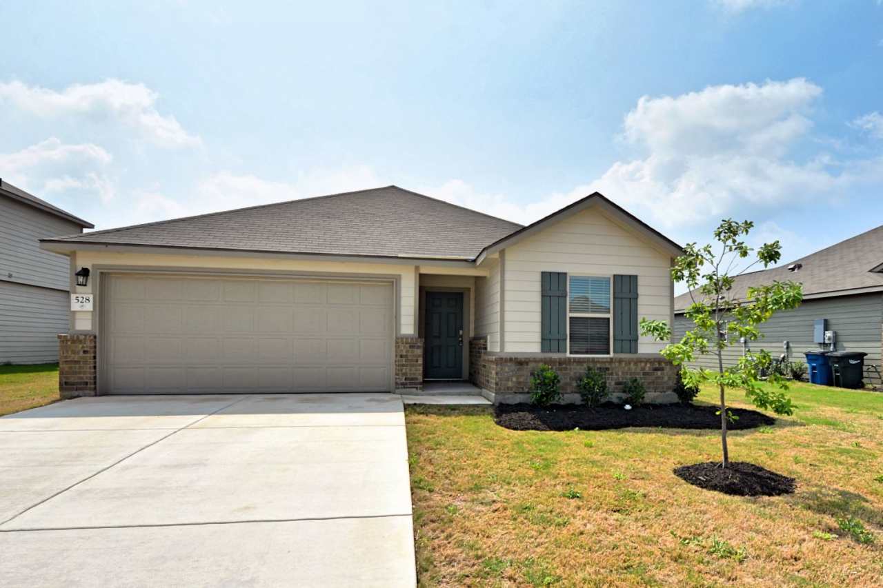 528 Willow Valley Street