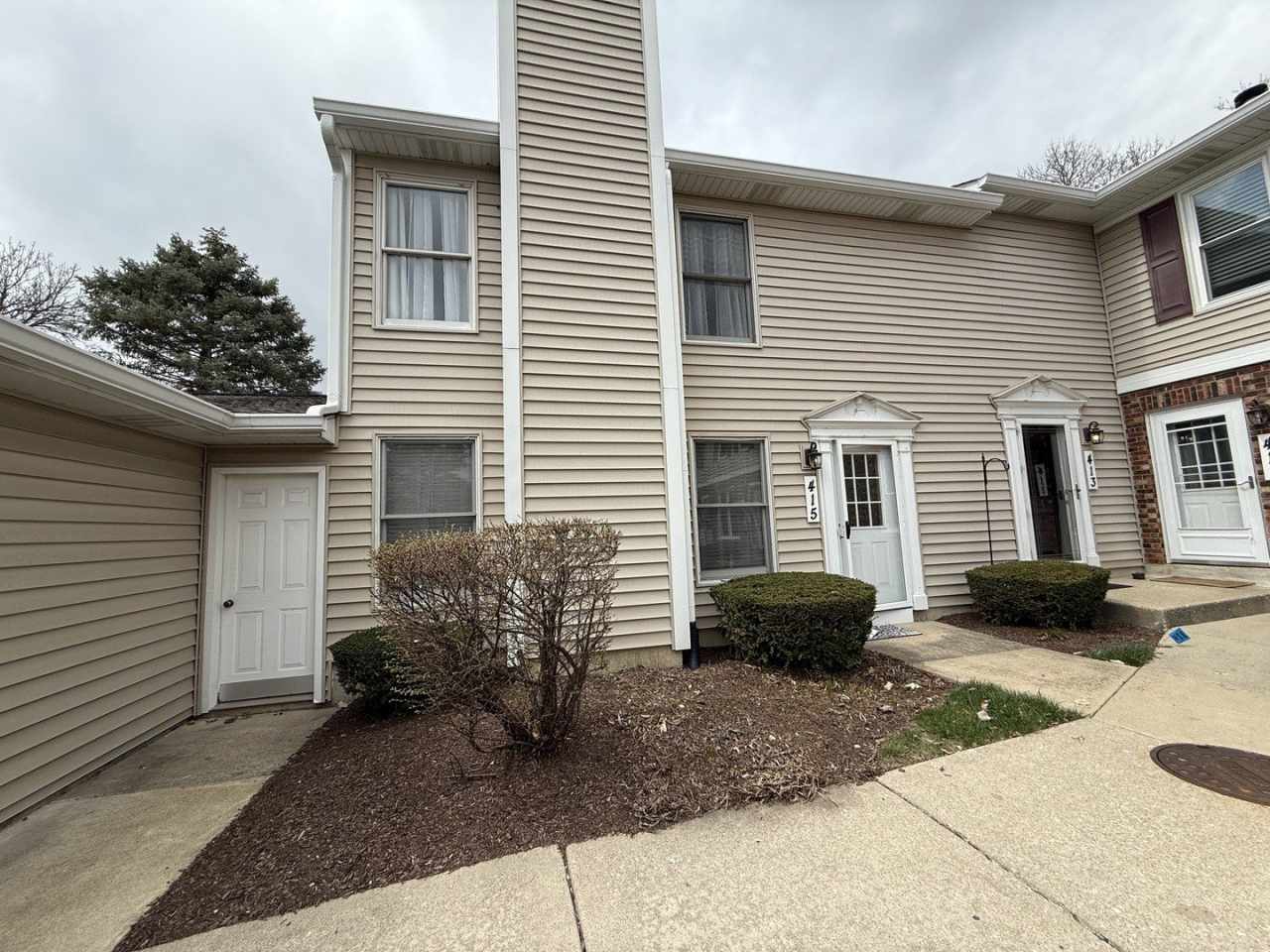 415 Kensington Court