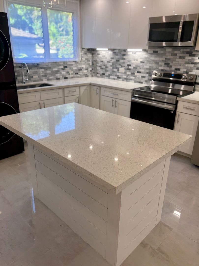 Available Now | 2 Bedroom, 2 Bathroom Townhouse with 1 Assigned Parking Stall at Tropic Gardens 1