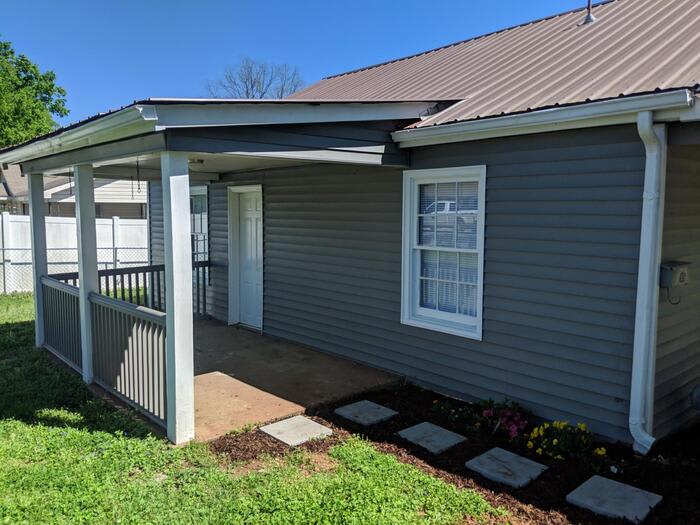 1516 Oakwood Avenue Northwest