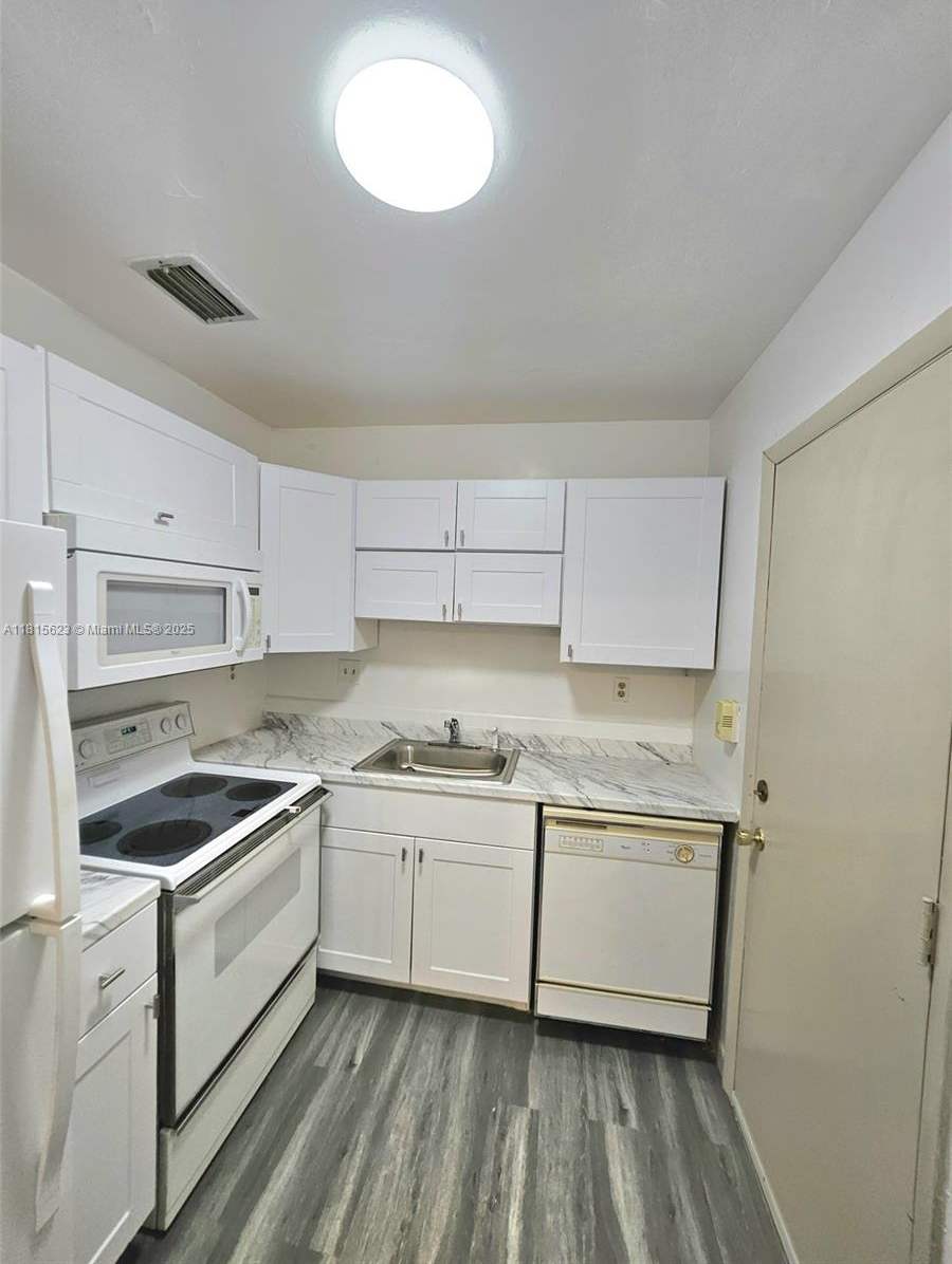 3020 Northeast 16th Avenue