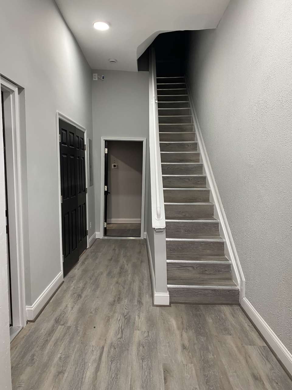 837 North Fulton Avenue - 2C AVAILABLE $600