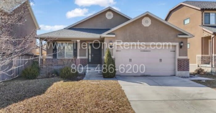 3818 East Rose Hearty Lane