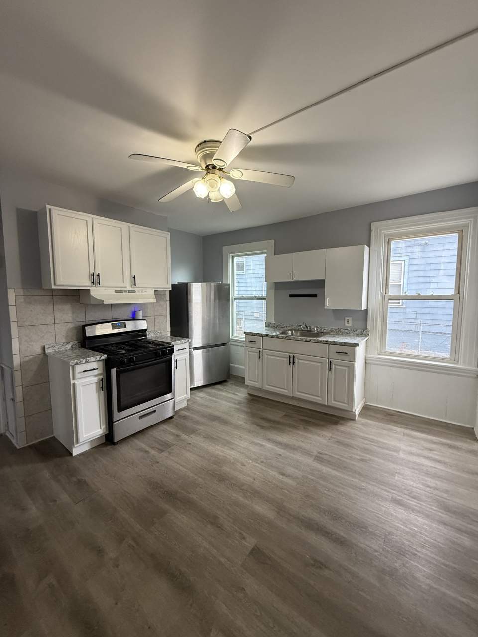 96-98 Sargeant Street - FL1