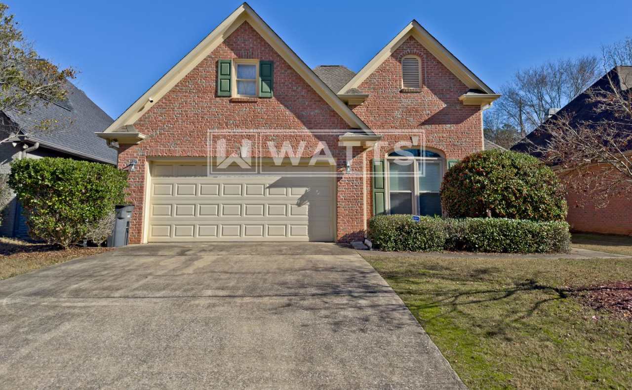 Spacious 3-Bed, 2-Bath Riverchase Garden Home