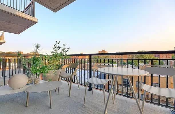 144-74 Northern Boulevard