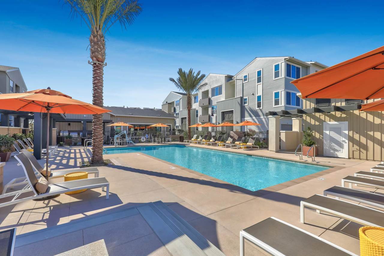 Esencia Sur Apartment Homes