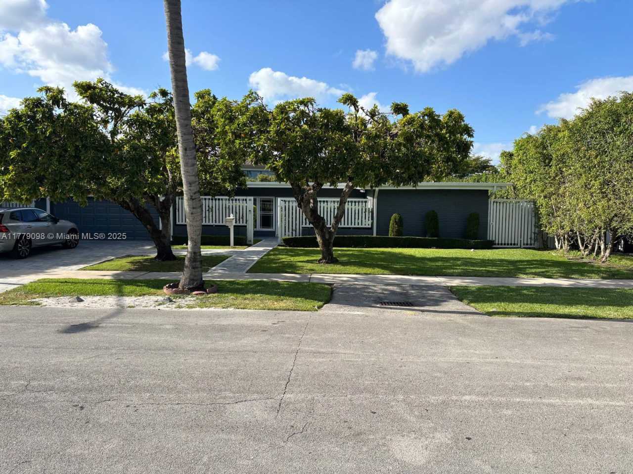 1951 Northeast 185th Terrace