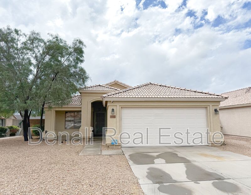 6757 W. Gardenia Avenue