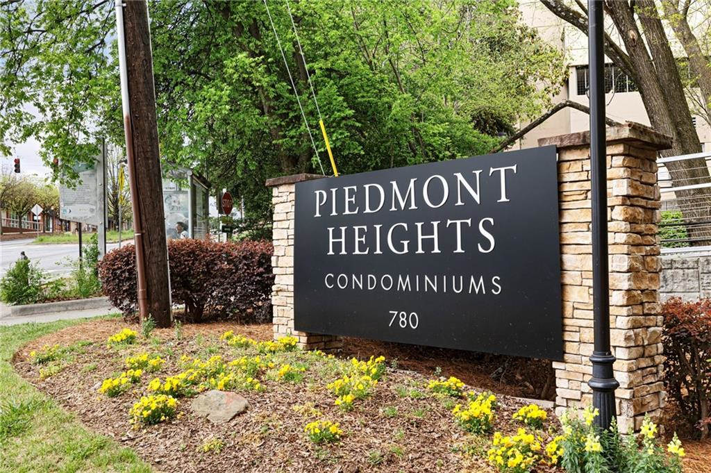 1115 Summit North Drive - 1Piedmont Heights