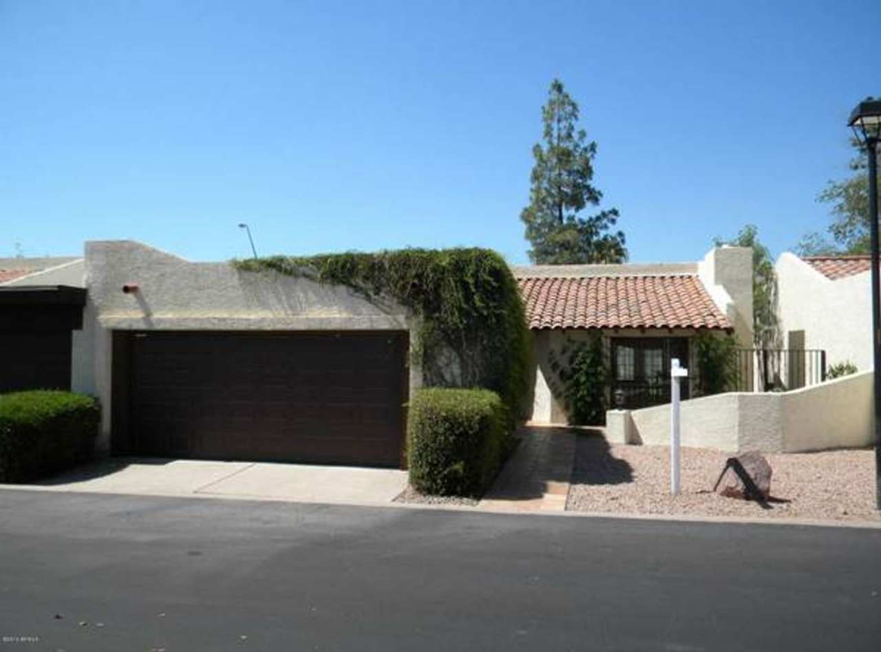 OPEN HOUSE - INQUIRE. LUXURY 2 BEDROOM 2 BATHROOM + SEPARATE OFFICE WITH 2 CAR GARAGE ISLAND KITCHEN, GRANITE COUNTERS, CERAMIC TILE THROUGHOUT, OPEN FLOOR PLAN, FRONT YARD PATIO, BACKYARD COVERED PAT