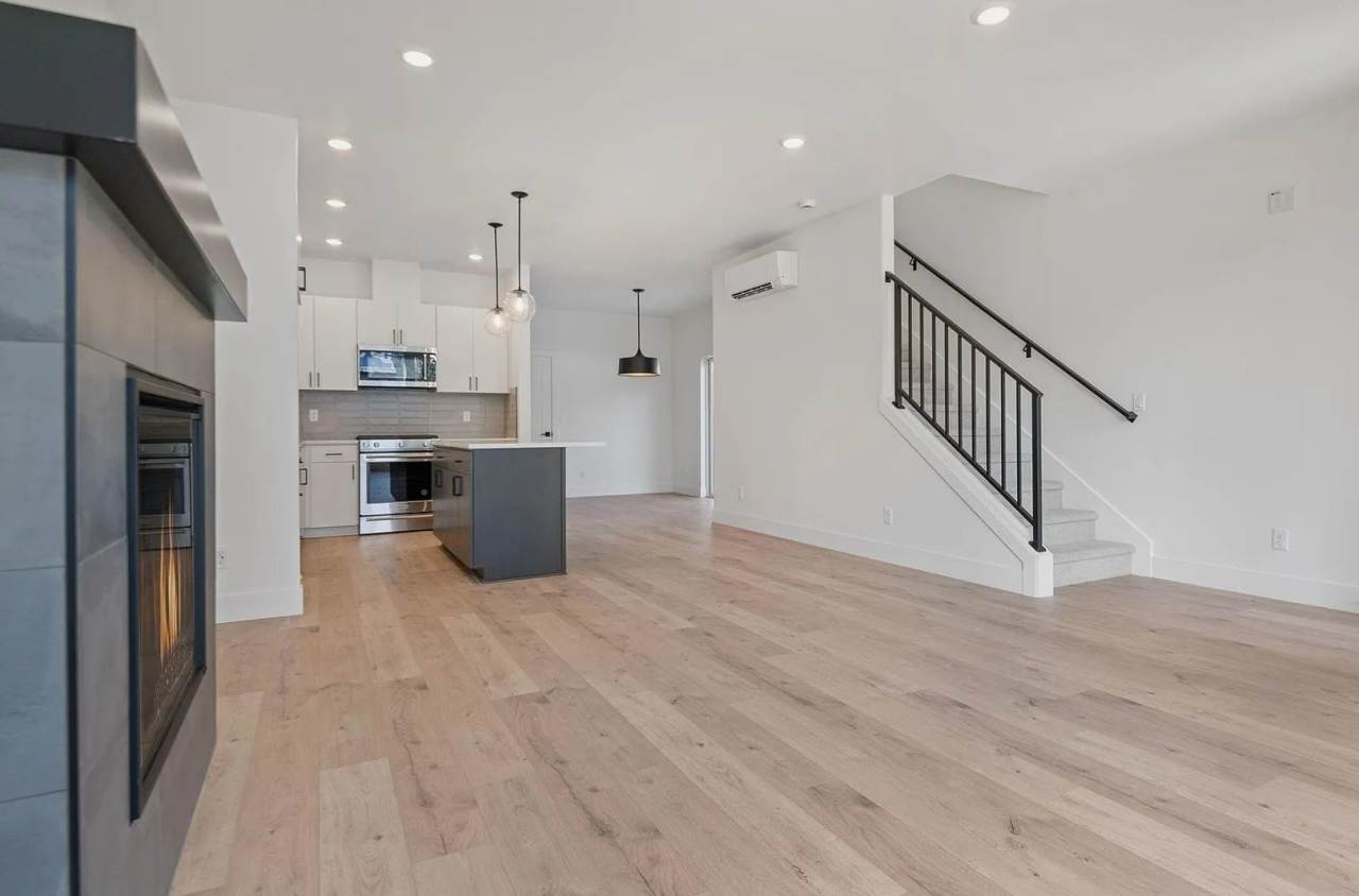 Newer Construction Townhome in Sunset Meadows