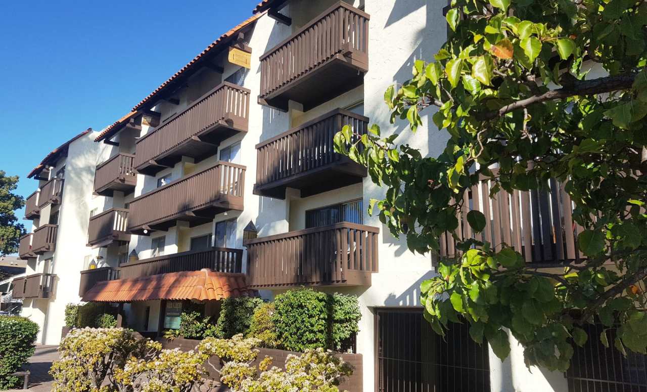 Villa Capri Apartments