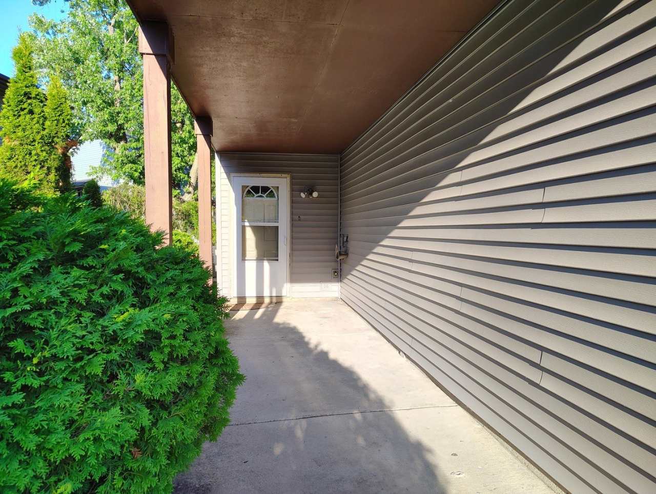 14 ELM Court