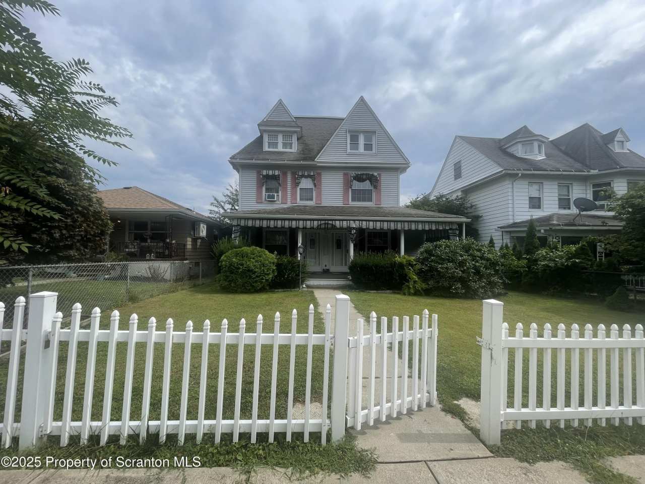 608 N Sumner Avenue unit: 608