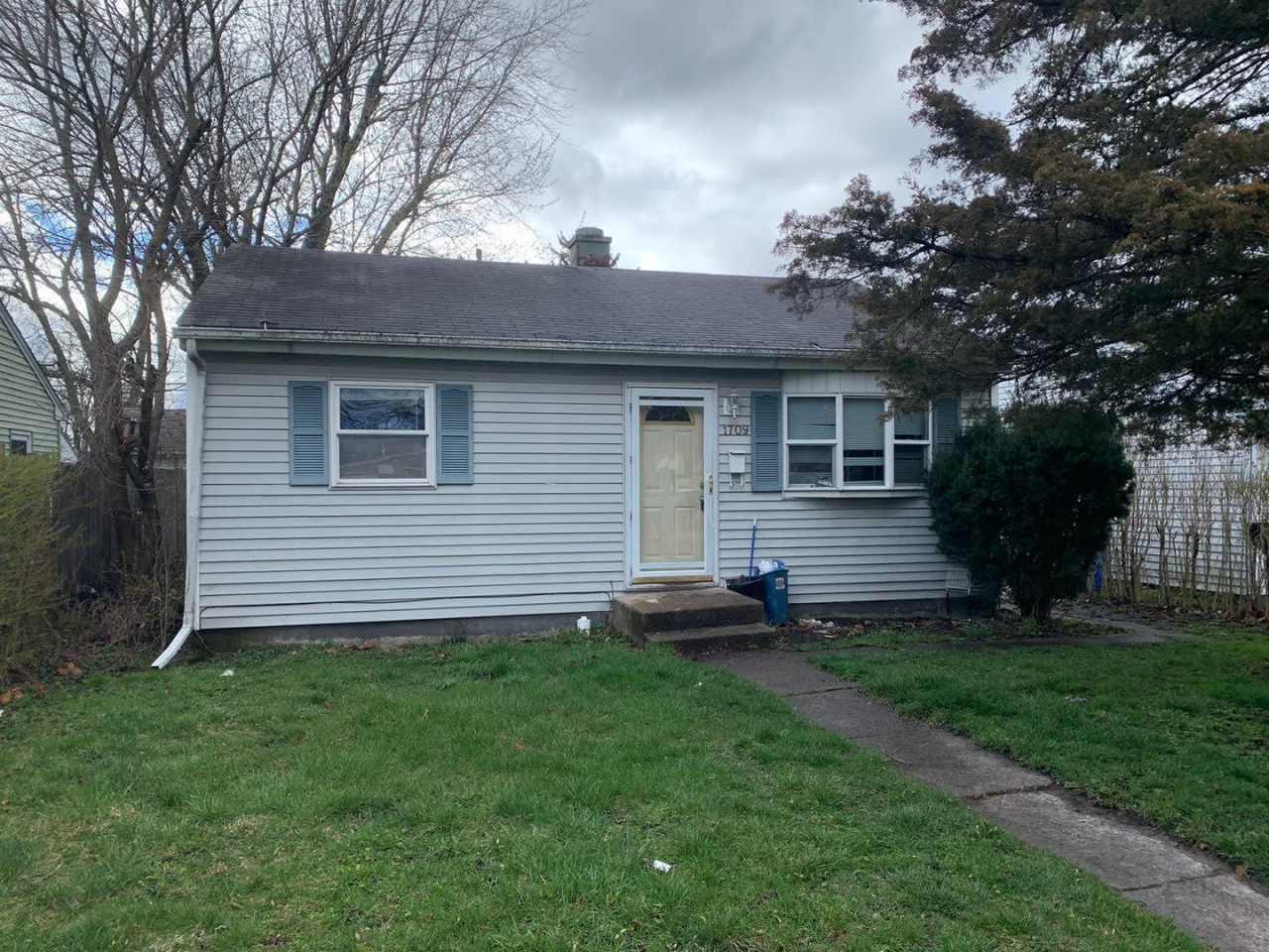 1709 S Warren st - South Bend