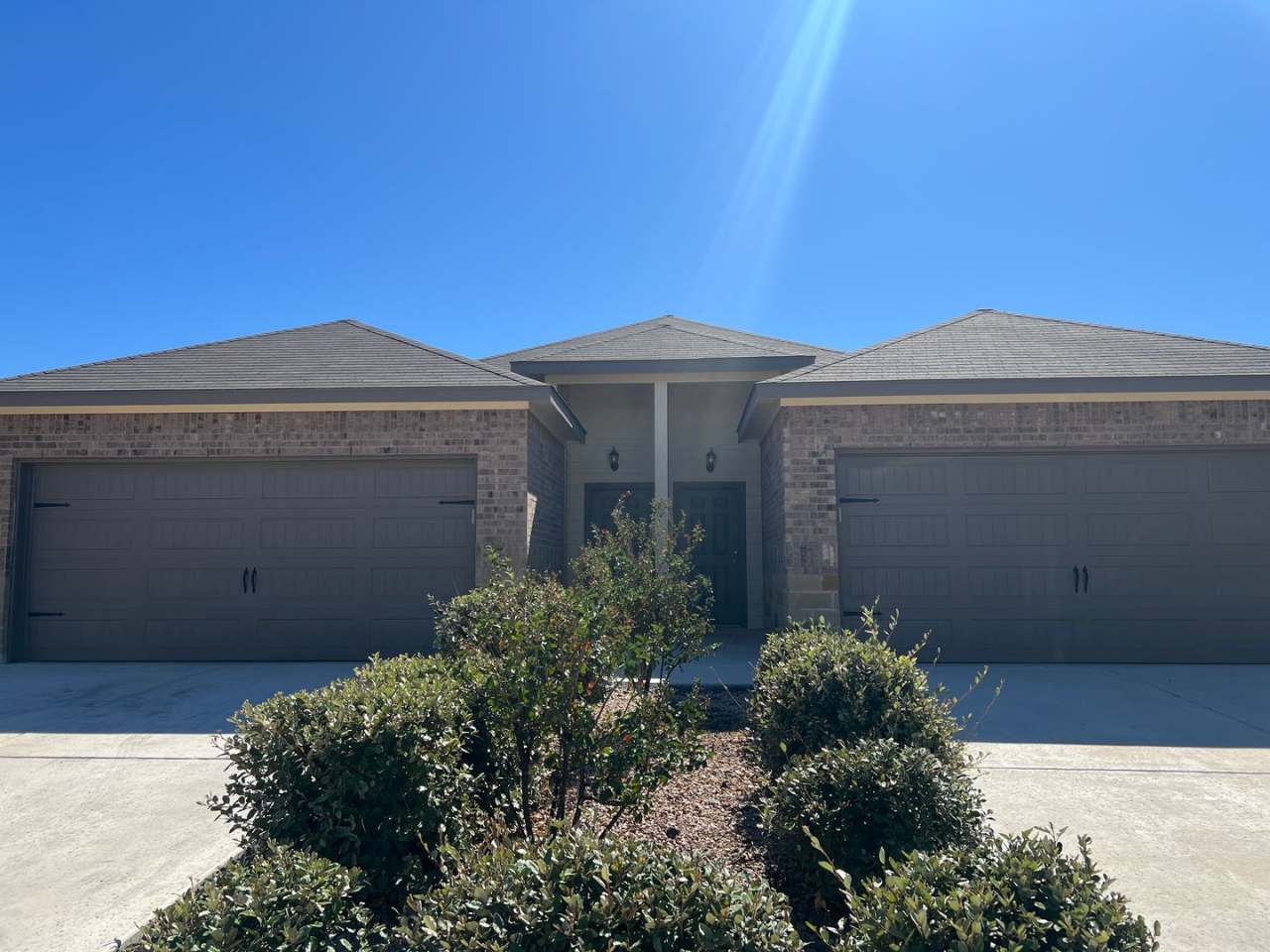 Luxury 3/2 Duplex in Seguin, Texas