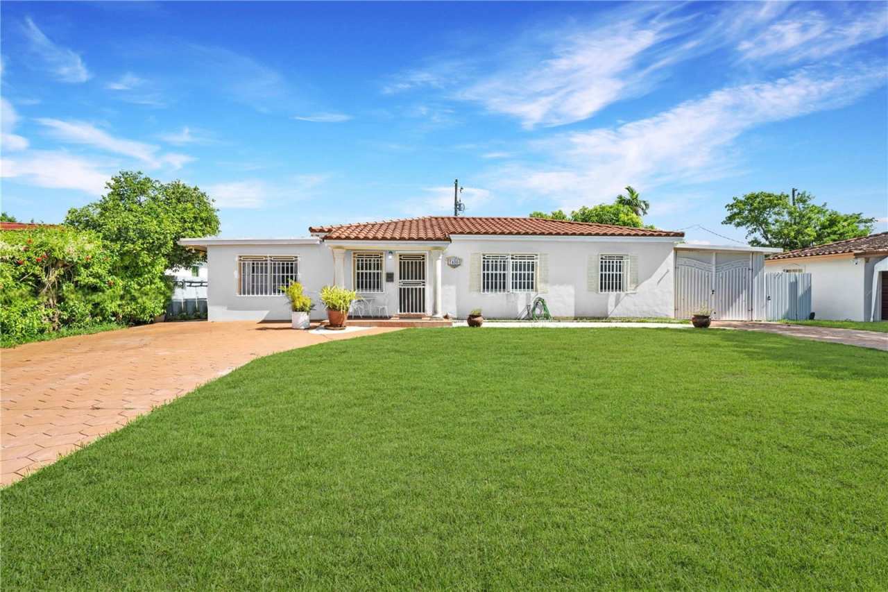 7435 Southwest 34th Street