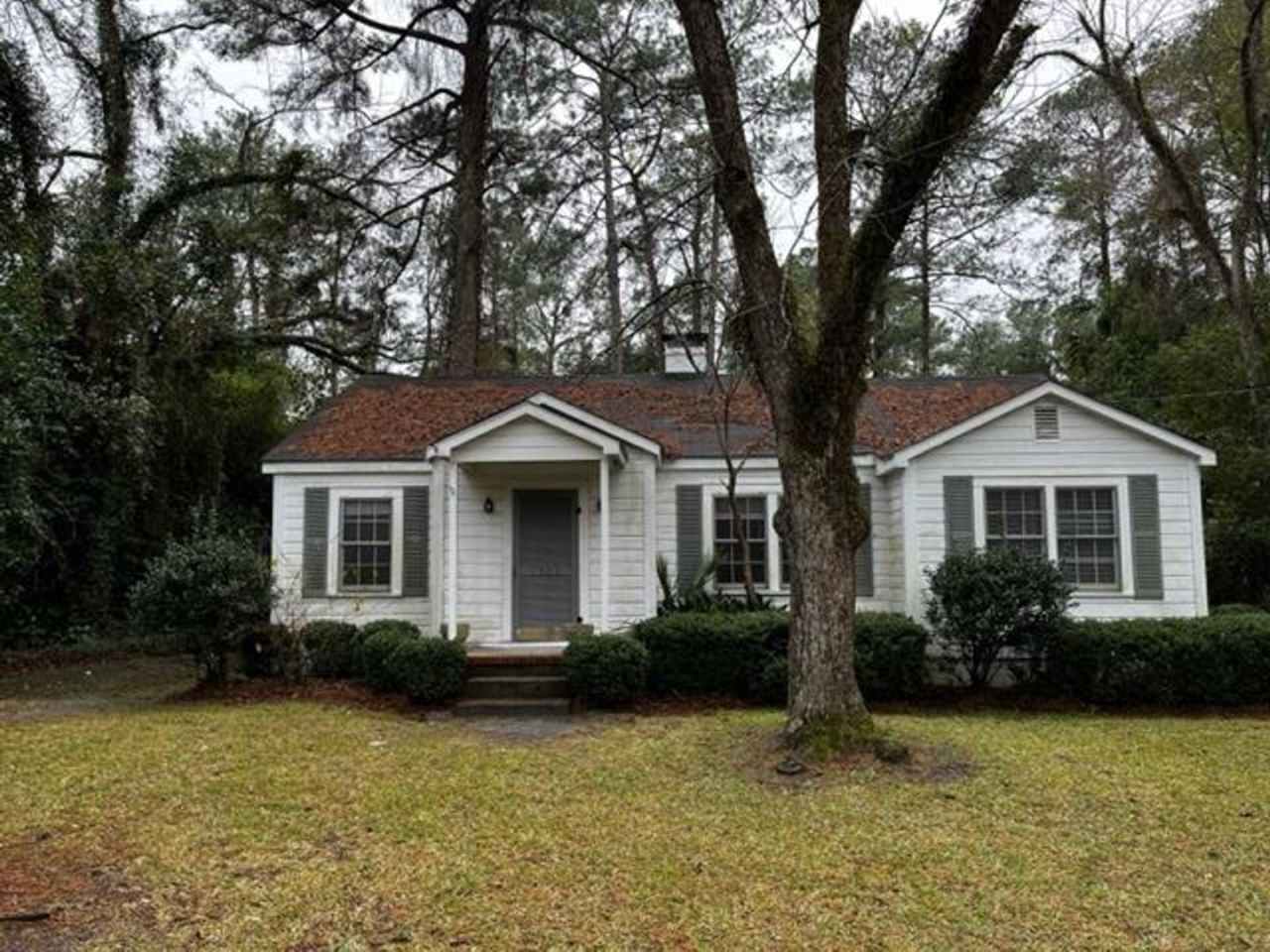 Beautiful 3 Bedroom/2 Bath Home Off Baytree!