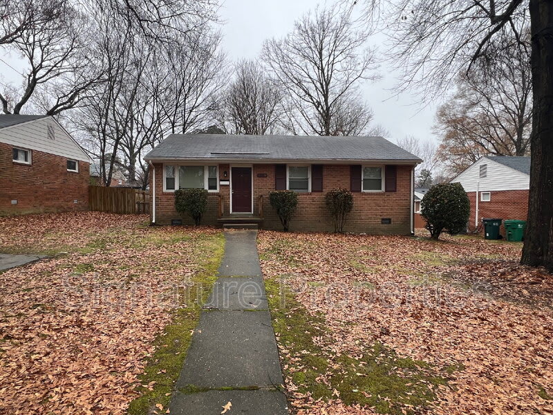 208 North Cedar Avenue