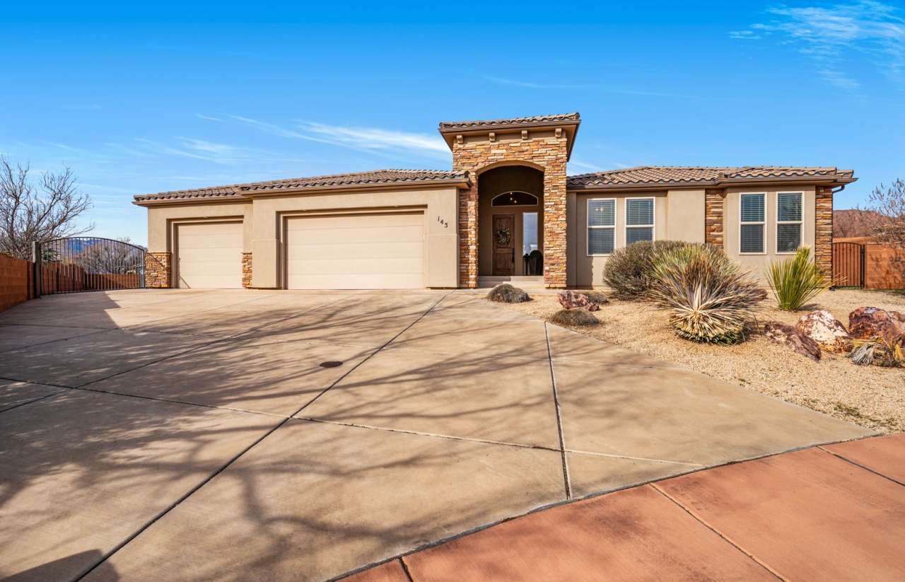 Beautiful Spacious Home in Ivins