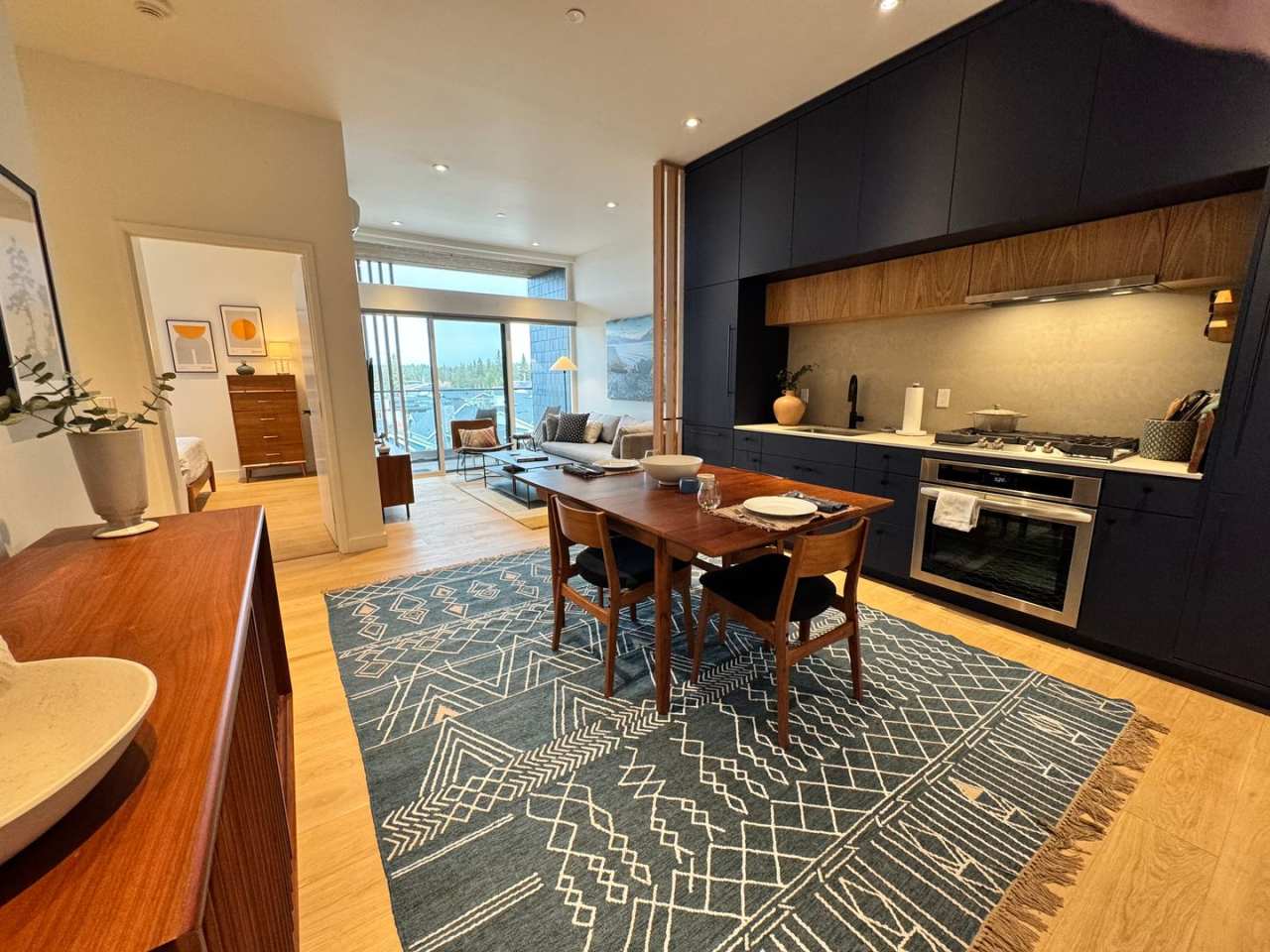 FURNISHED: UTILITIES PAID BY OWNER: (TWO MONTH MOVE-IN RATE OPTION) NWX tastefully furnished 1 bed, 1 bath located on the 3rd floor Arête Modern Condo in the heart of of Bend's Northwest Crossing Grove