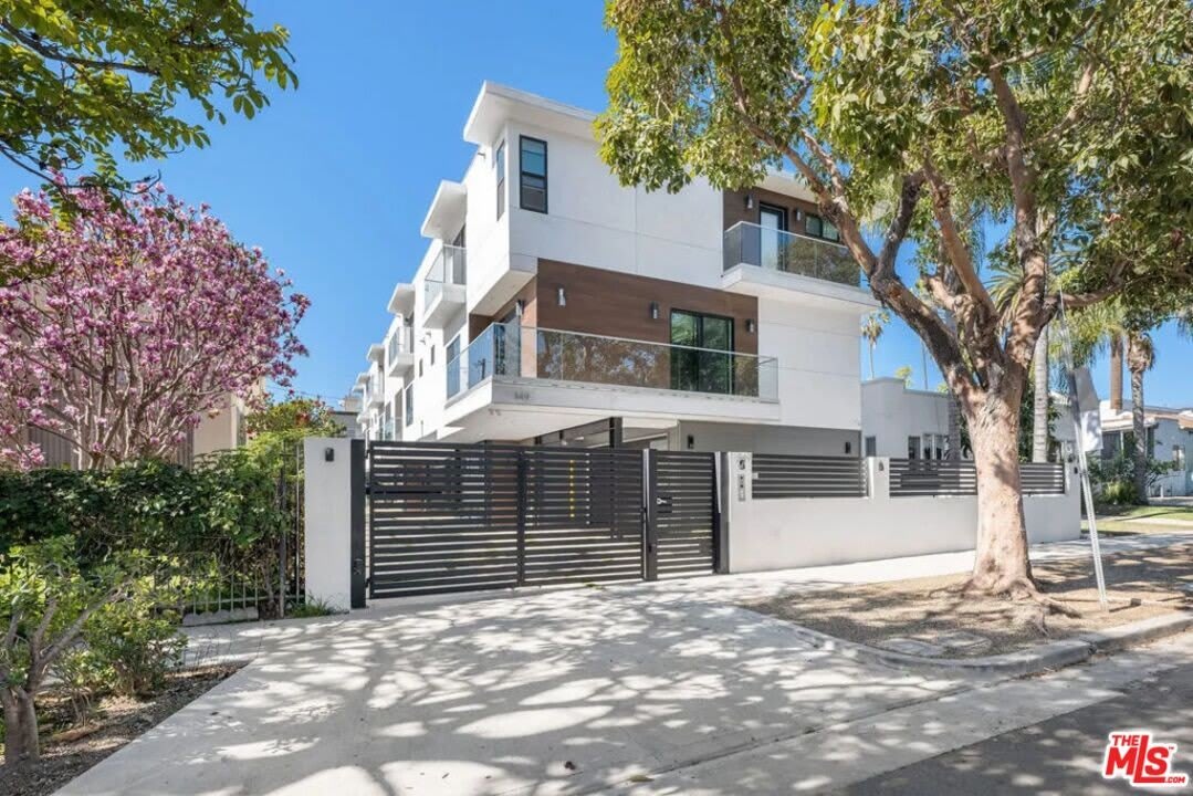 849 N Alta Vista Blvd