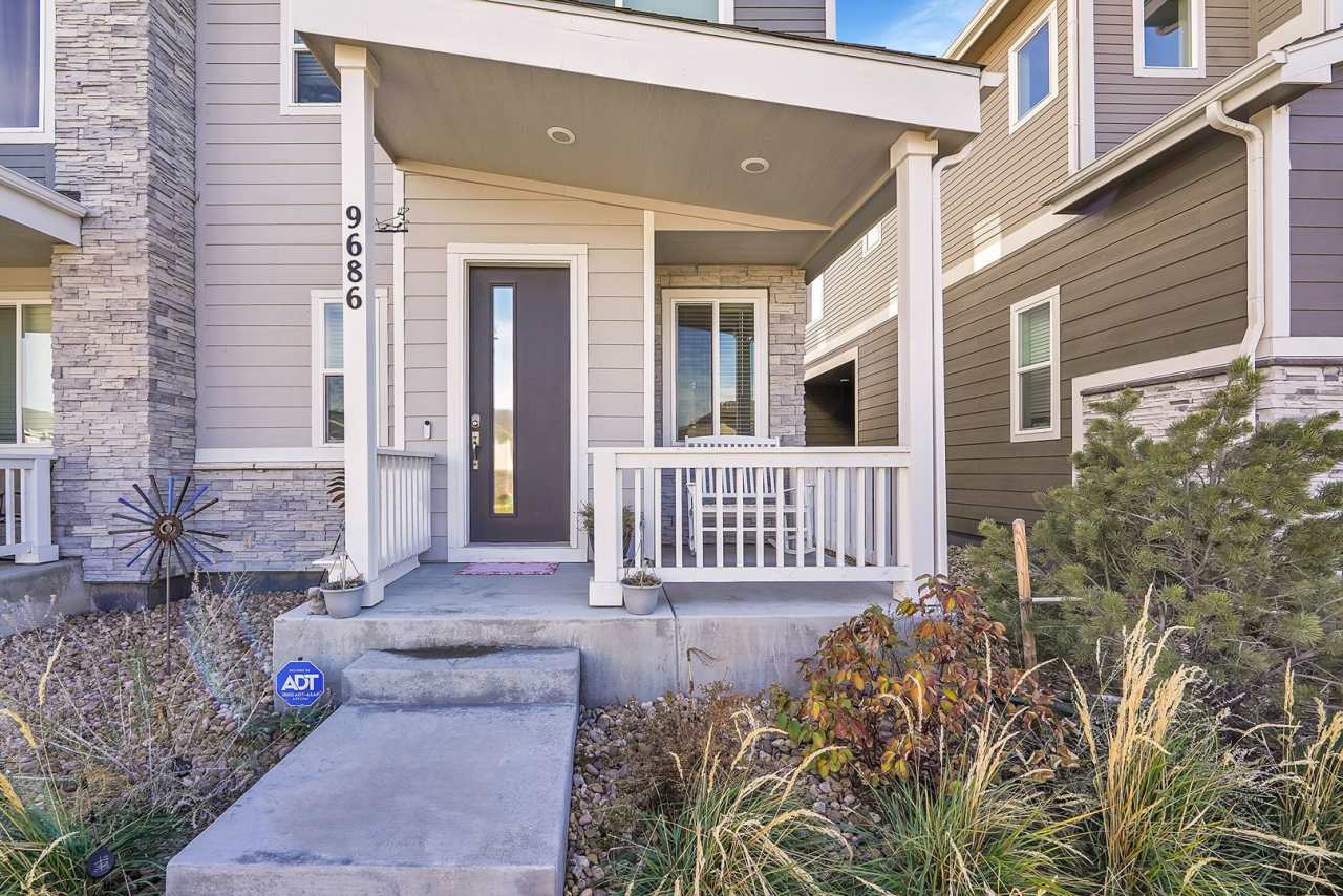 3 bedroom, 2 1/2 bath with 2 car attached garage duplex in Commerce City