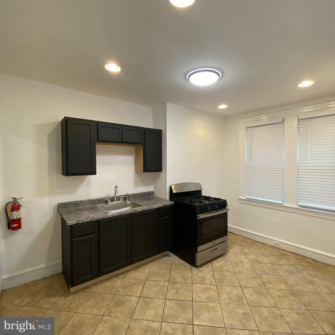 6331 GERMANTOWN AVENUE