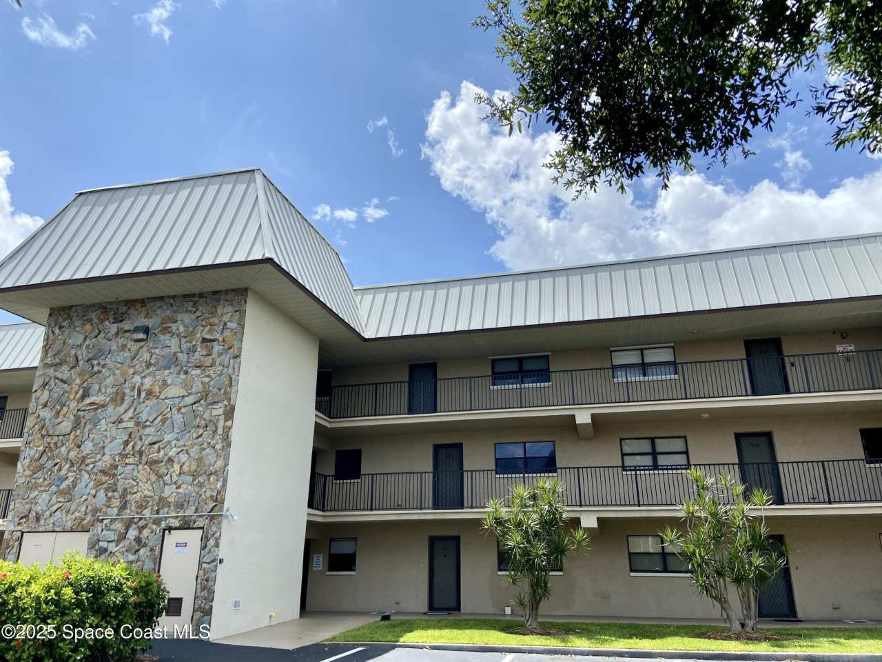 325 Tangle Run Boulevard unit: 1125