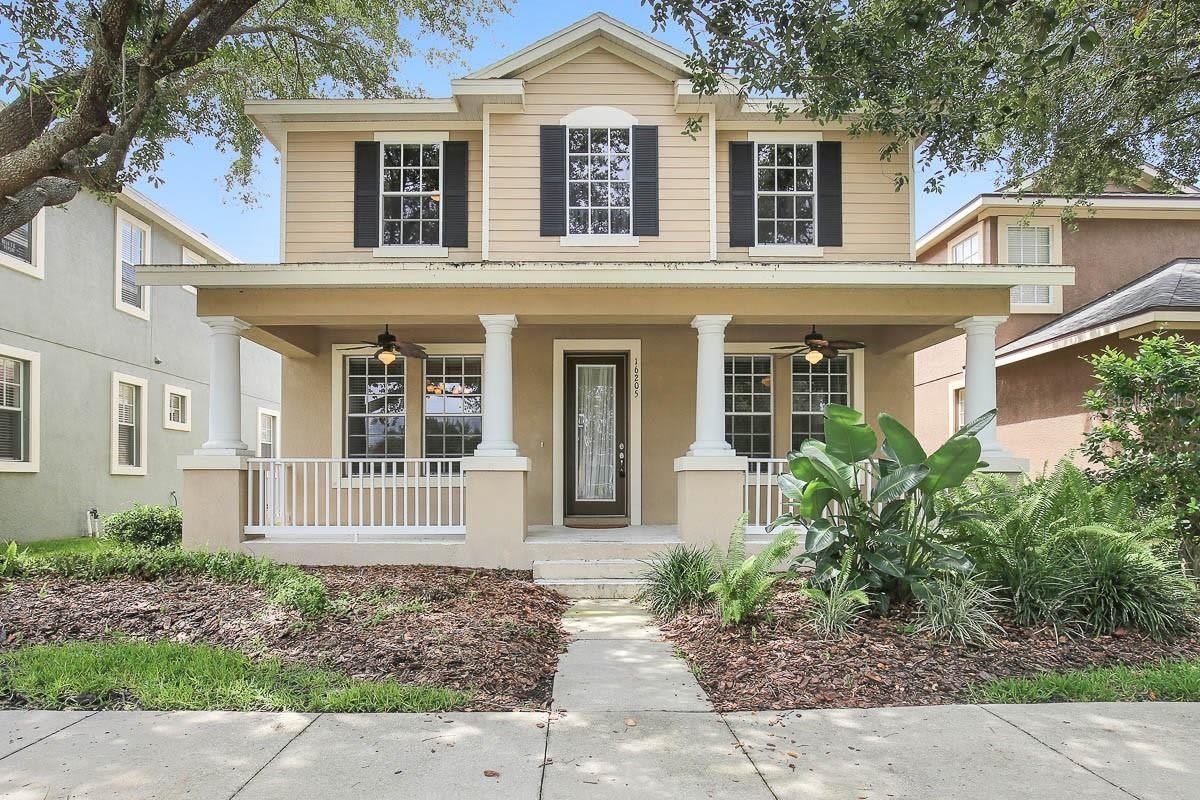 16205 PALMETTOGLEN COURT