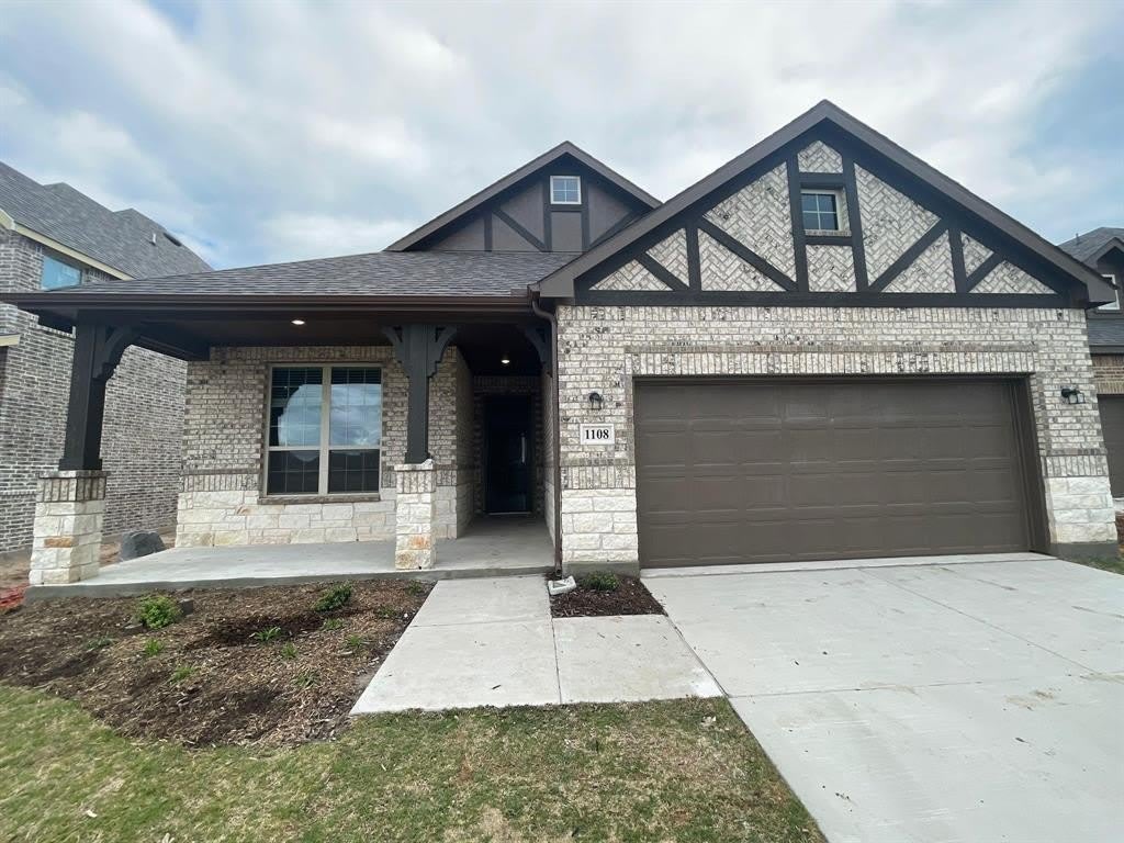 1108 El Sol Boulevard