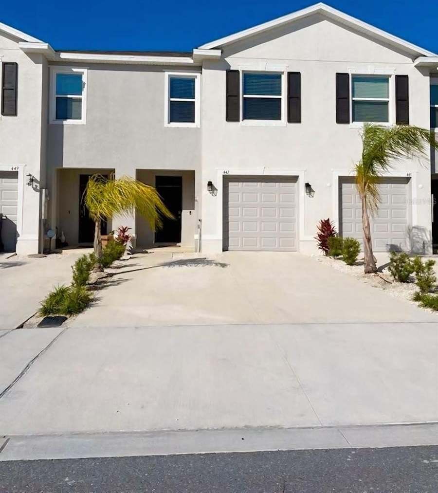 447 MANGROVE SHADE CIRCLE